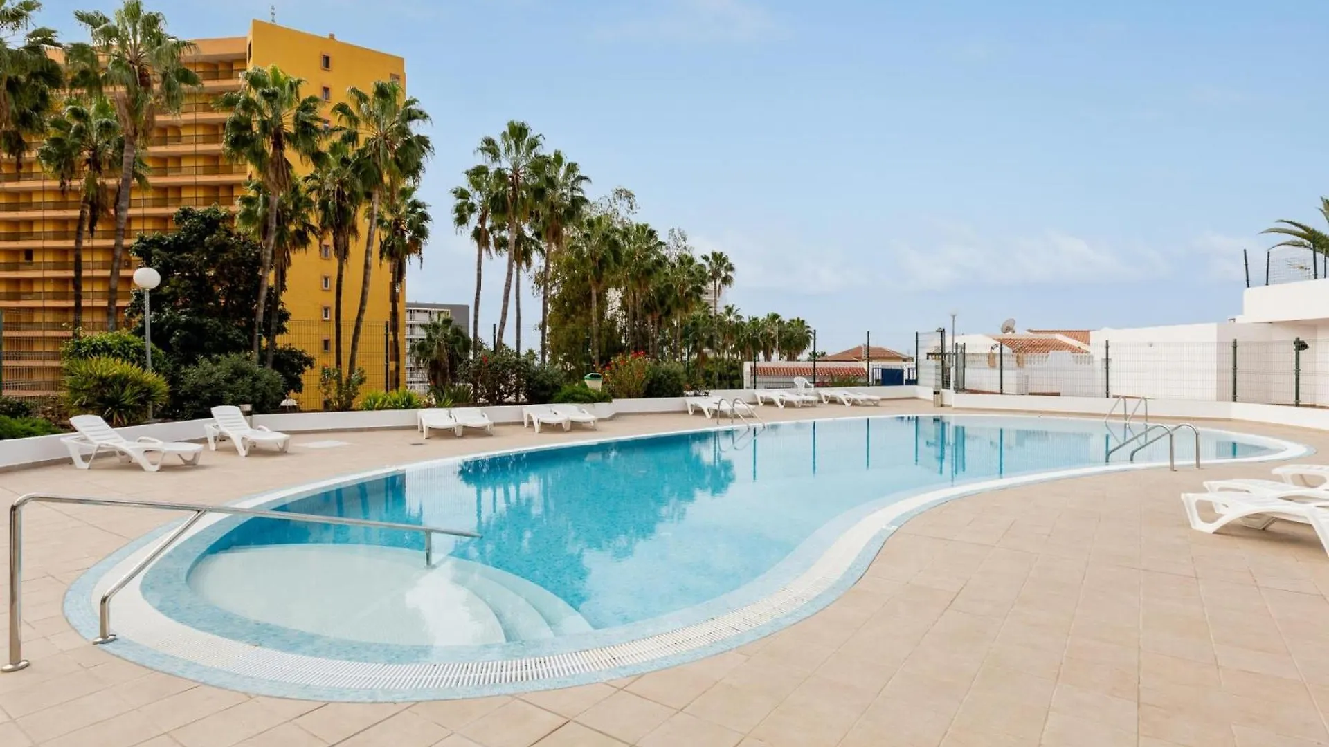 1I. Cozy Las Flores With Pool Costa Adeje